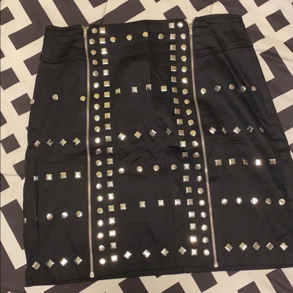 Body Central Skirt